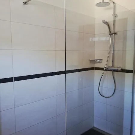 Zum Niederberg Apartamento *