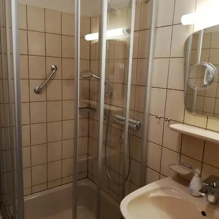 Zum Niederberg Apartamento Lieser