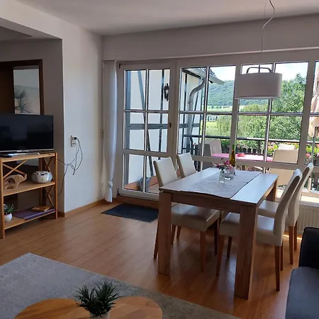 Zum Niederberg Mit Balkon Und Moselblick Διαμέρισμα *