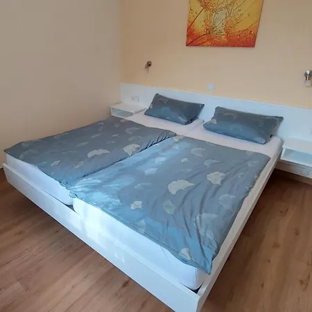 Zum Niederberg Apartamento *