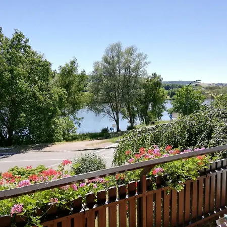 Zum Niederberg Mit Balkon Und Moselblick Lieser